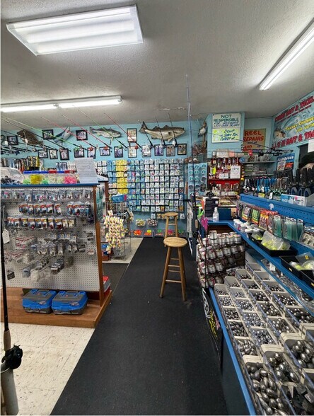 More Photos Of 74 Merrick Rd, Amityville Storefront Retail Office For Sale