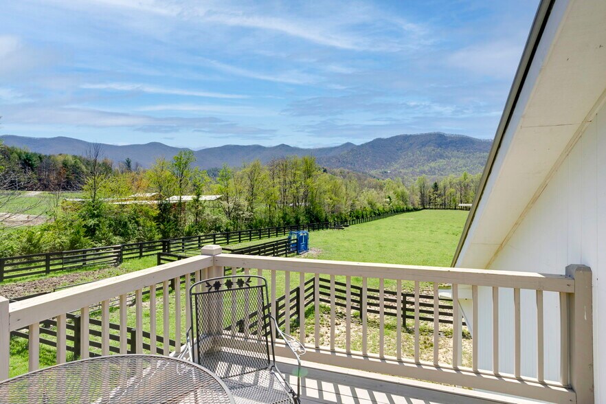 More Photos Of , Young Harris Specialty For Sale