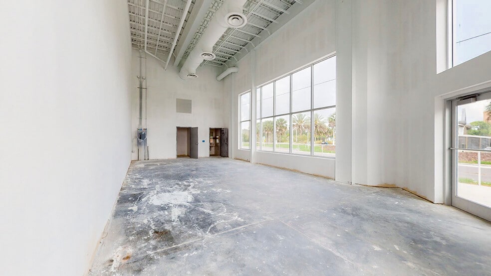 More Photos Of 101 A Max Brewer Memorial Pky, Titusville General Retail For Lease