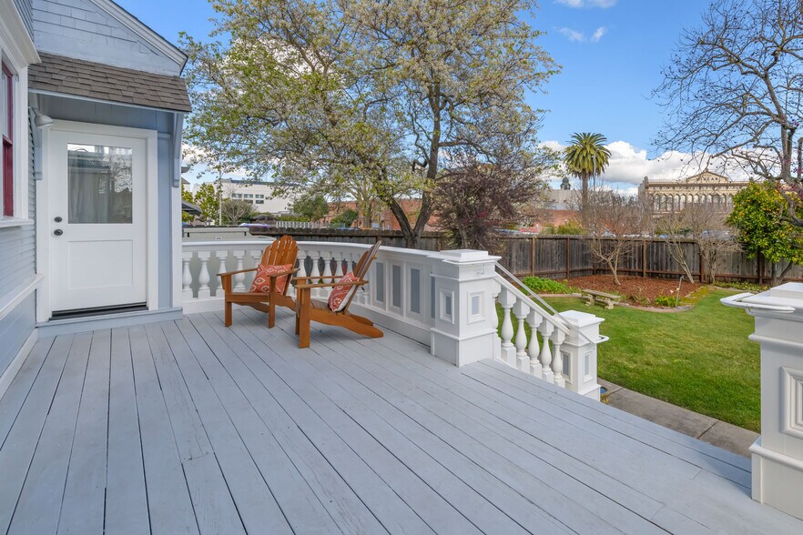 More Photos Of 8 Keller St, Petaluma Office Residential For Sale