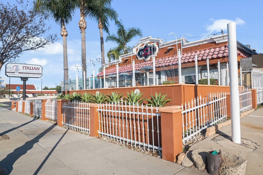 More Photos Of 16503 Whittier Blvd, Whittier Restaurant For Sale