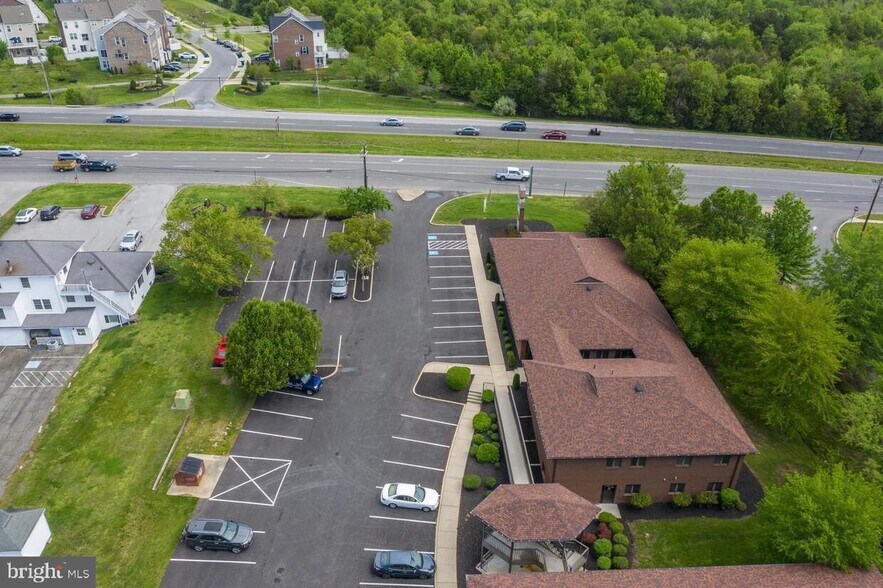 More Photos Of 3825 Leonardtown Rd, Waldorf Office For Lease