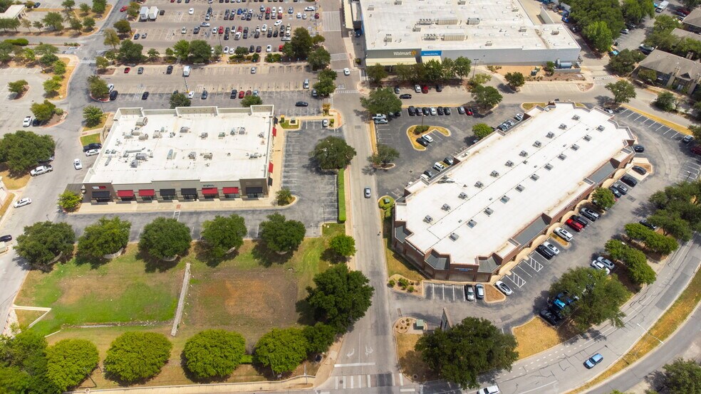 More Photos Of 2525 Anderson Ln W, Austin Unknown For Lease