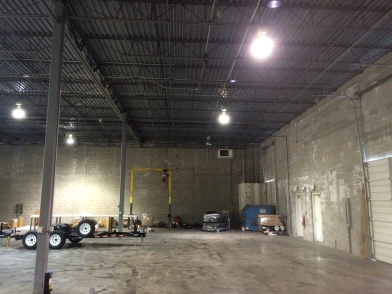 More Photos Of 141 Cupped Oak Dr, Stallings Warehouse For Lease