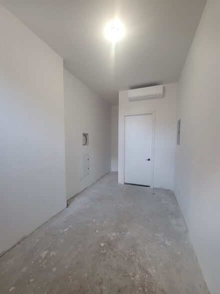 More Photos Of 483 Willis Ave, Bronx Apartments For Lease