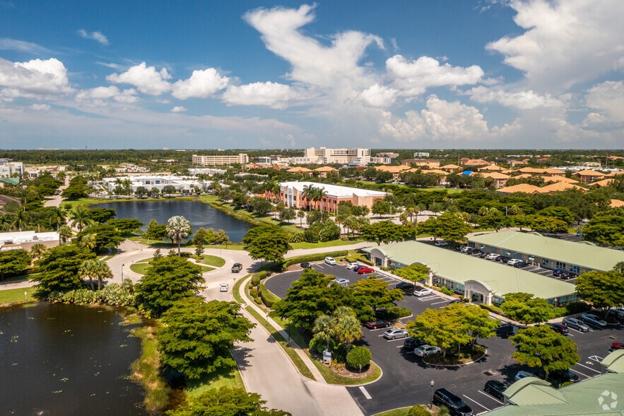 More Photos Of 6811 Palisades Park Ct, Fort Myers Medical For Lease