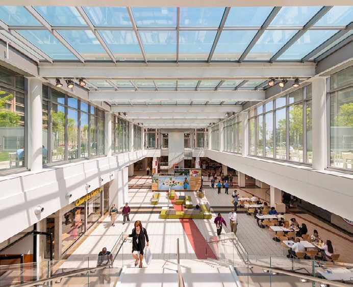 More Photos Of 950 L'Enfant Plz SW, Washington Office For Lease