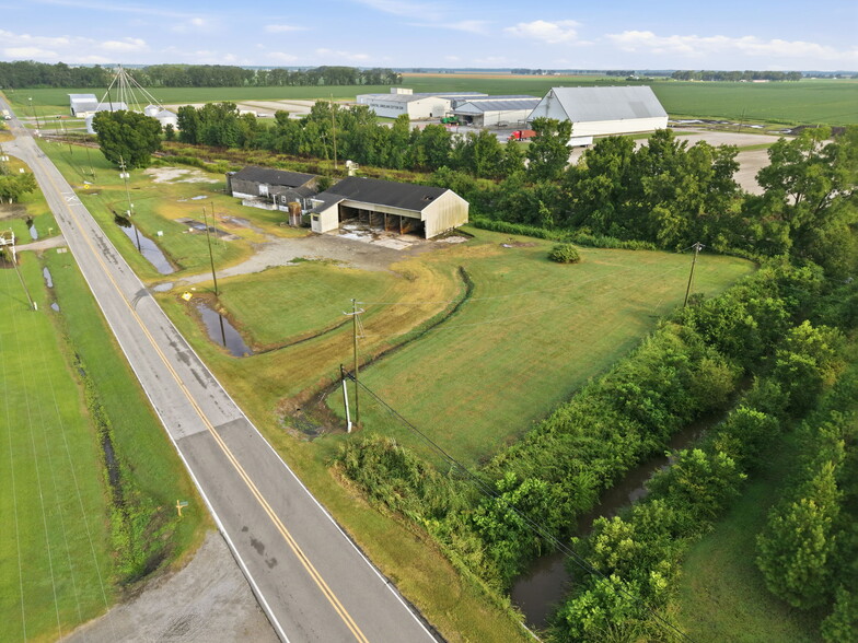 More Photos Of 4911 Terra Ceia Road, Pantego Industrial For Sale