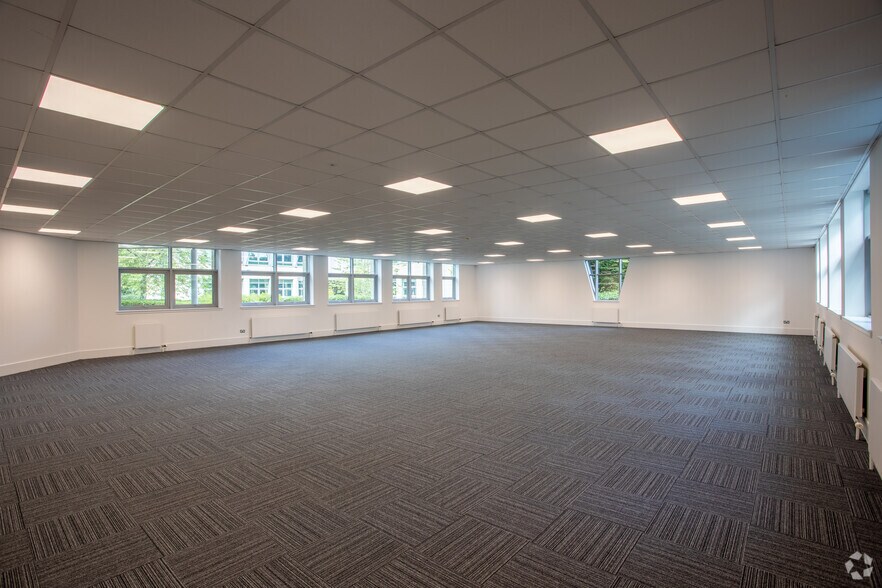More Photos Of The Castle Business Park, Stirling Office For Sale