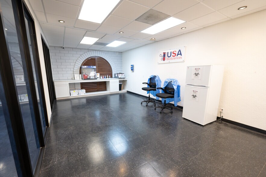 More Photos Of 601 S Rancho Dr, Las Vegas Medical For Sale