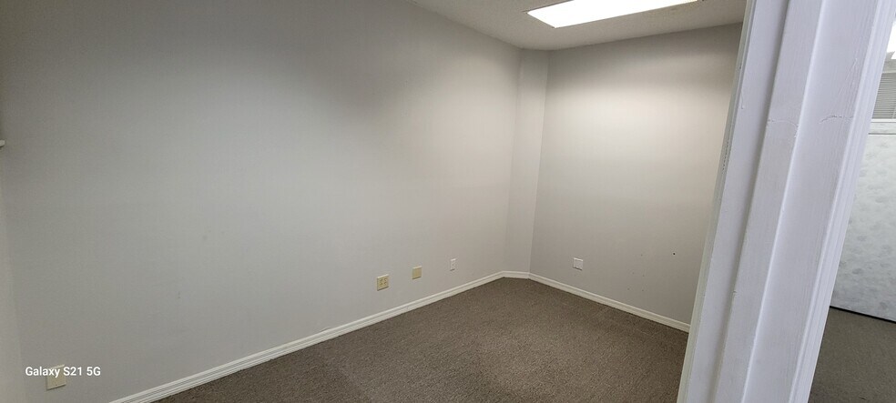 More Photos Of 1676 Providence Blvd, Deltona Office For Lease