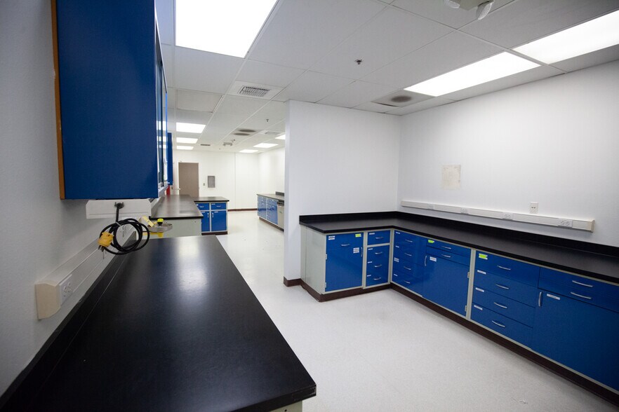 More Photos Of 1001 S 3rd St W, Missoula Manufacturing For Sale