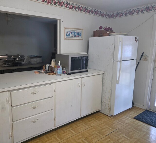 More Photos Of 4107 Alabama Ave, Dickinson Specialty For Sale