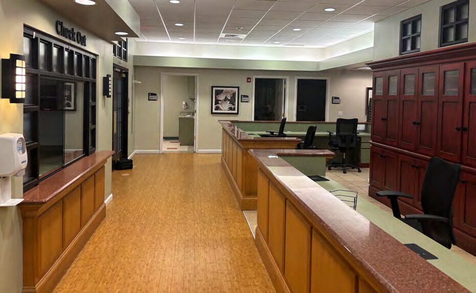 More Photos Of 2818 Linkhorne Dr, Lynchburg Medical For Lease