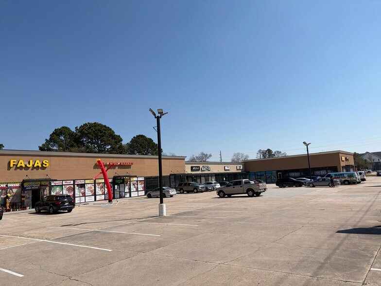 More Photos Of 16140 Kuykendahl Rd, Houston Unknown For Lease