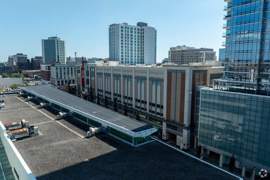 More Photos Of 5 Broad St, Stamford General Retail For Lease