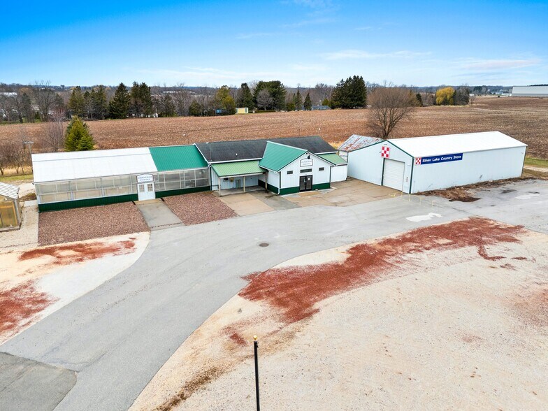 More Photos Of 5814 Calumet Ave, Manitowoc General Retail For Sale