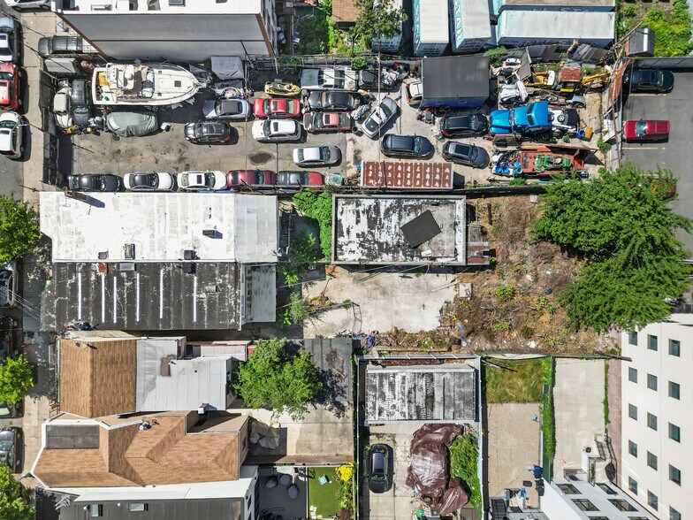 More Photos Of 108 Veronica Pl, Brooklyn Land For Sale