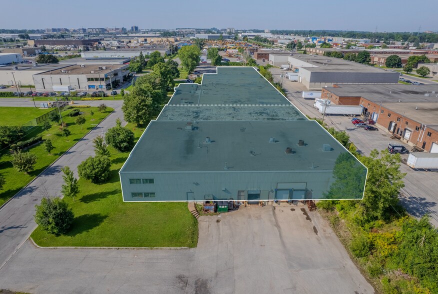 More Photos Of 181 Av Oneida, Pointe-claire Industrial For Sale