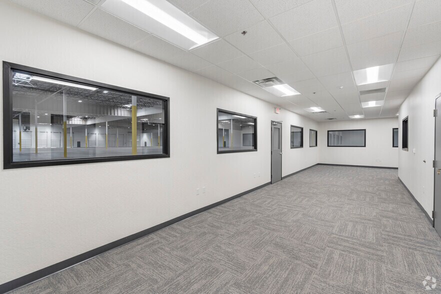 More Photos Of 4643 Aircenter Cir, Reno Manufacturing For Lease