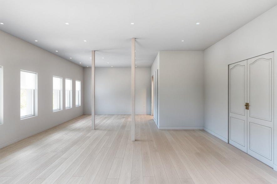 More Photos Of 303-311 Gardenia St, West Palm Beach Unknown For Lease