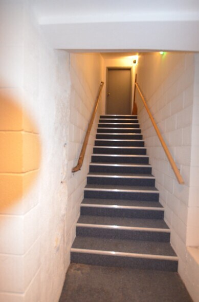 More Photos Of 4 S Idaho St, Dillon Office For Sale