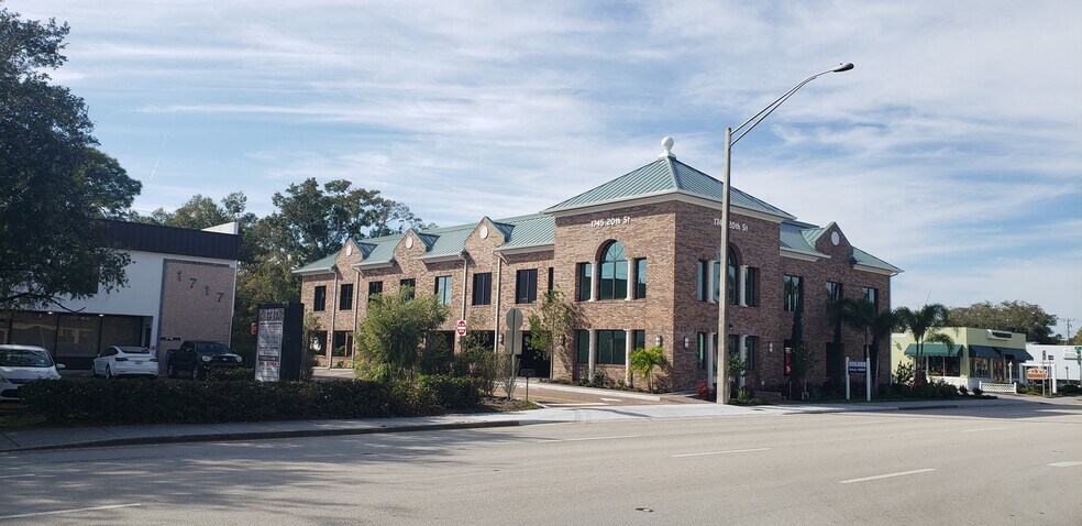 More Photos Of 1745 20th St, Vero Beach Office For Sale