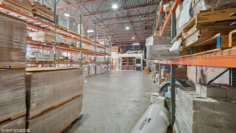 More Photos Of 4830 Whirlwind Dr, San Antonio Warehouse For Sale