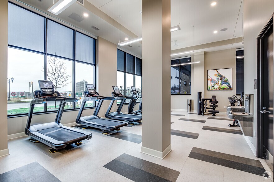 More Photos Of 800 Cretin Ave S, Saint Paul Apartments For Lease