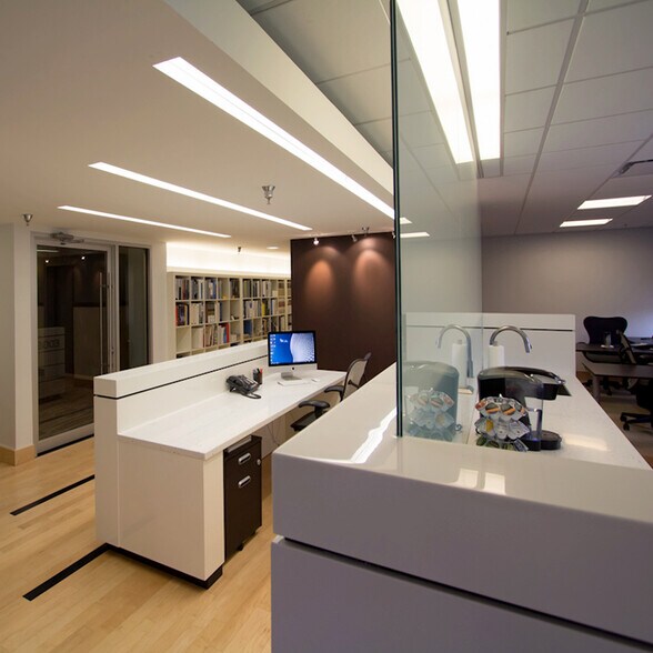 More Photos Of 277 Alexander St, Rochester Office Residential For Lease