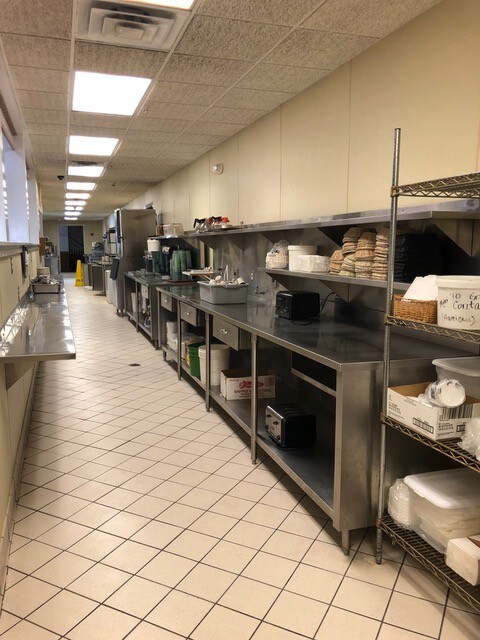 More Photos Of 3401 14th St, Bradenton Restaurant For Sale