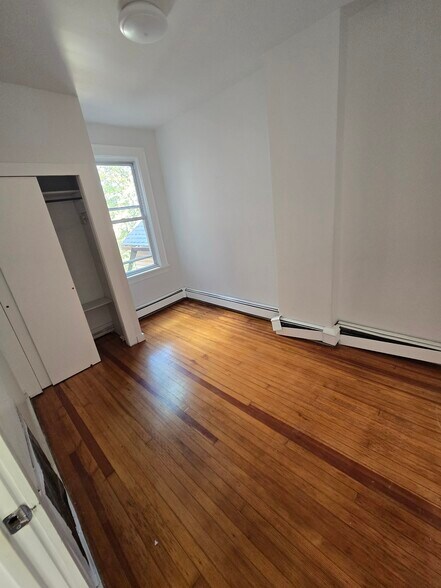 More Photos Of 86 Center St, Clifton Apartments For Sale
