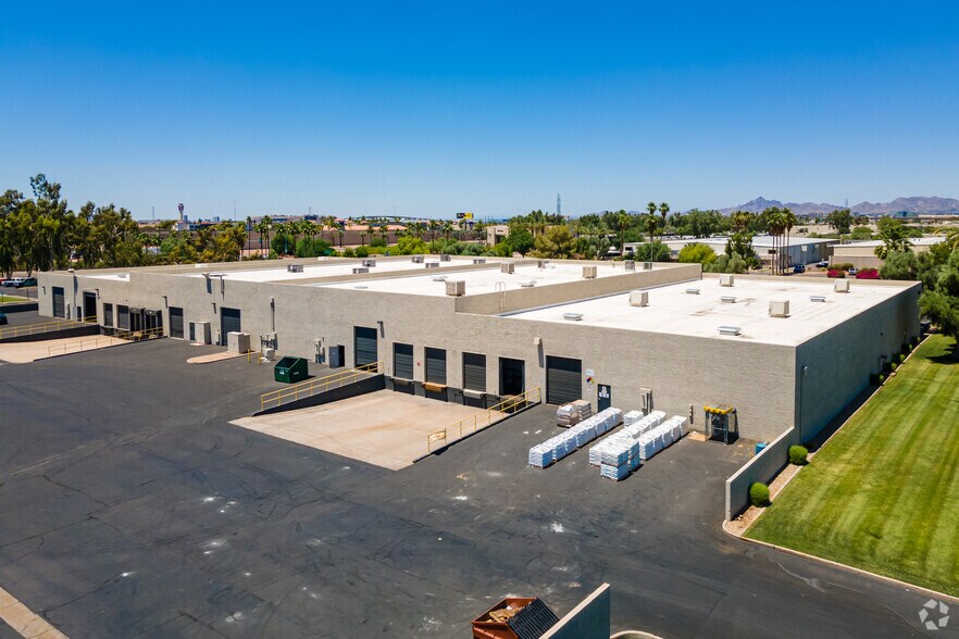 More Photos Of 912 S Park Ln, Tempe Unknown For Lease