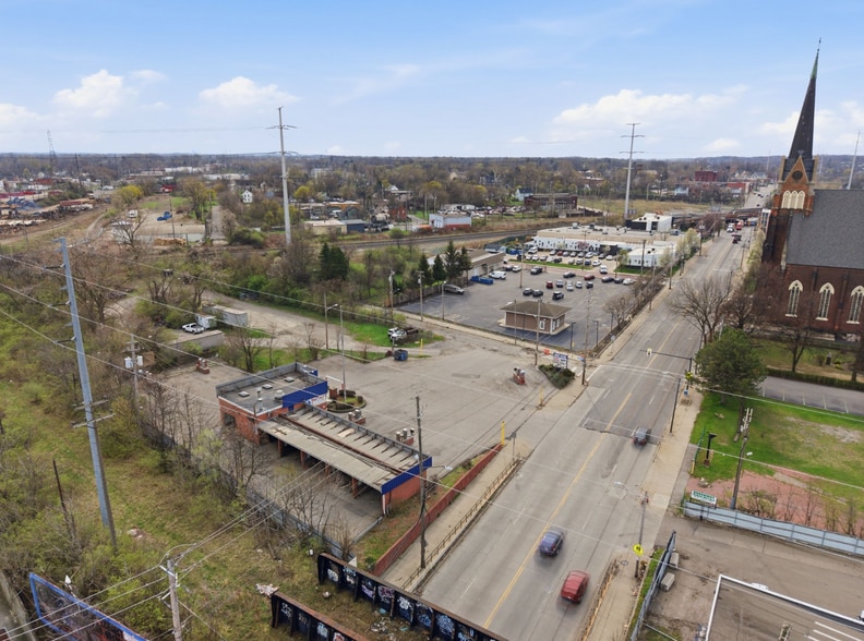 More Photos Of 8219 Broadway Ave, Cleveland Carwash For Sale