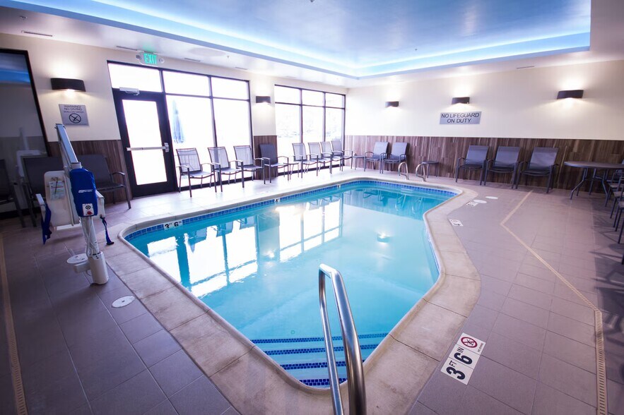 More Photos Of 948 Platte River Blvd, Brighton Hotel For Sale