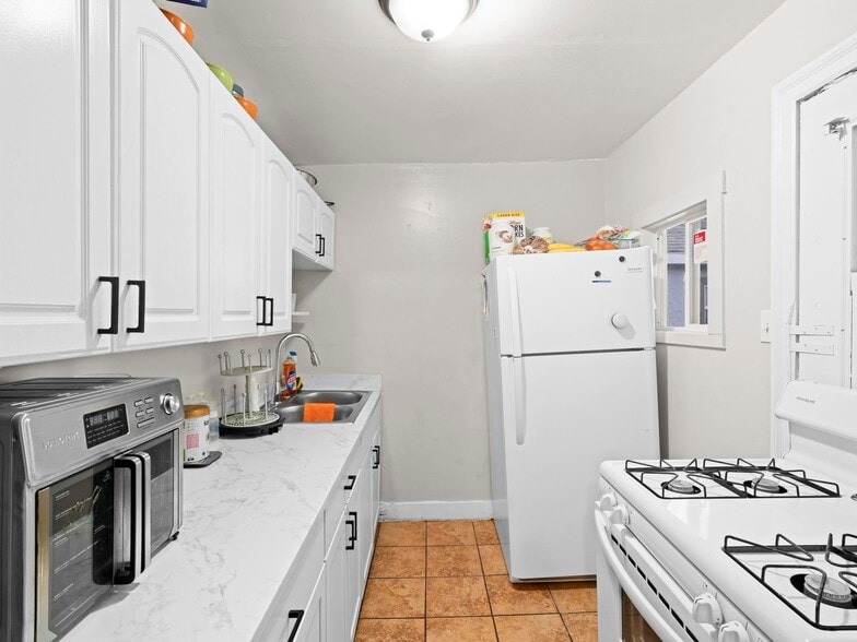 More Photos Of 127 W Mead Ave, Salt Lake City Apartments For Sale