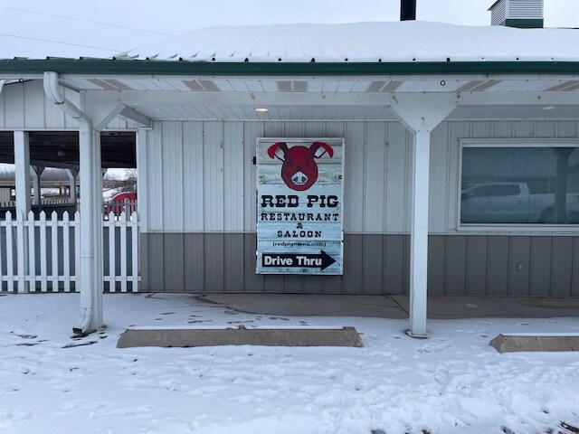 More Photos Of N5696 850th St, Elk Mound Bar For Lease