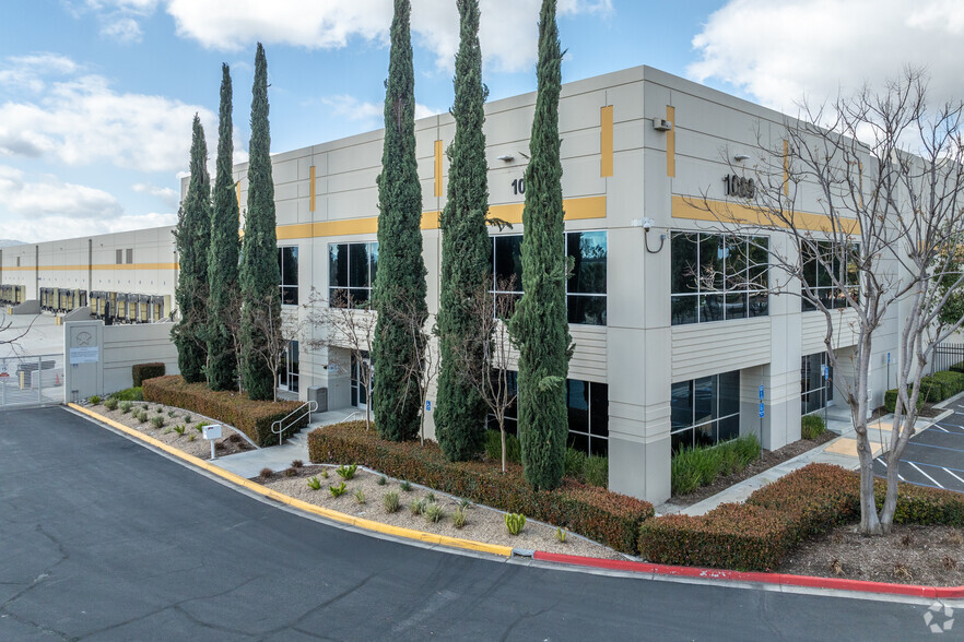 Primary Photo Of 1089 E Mill St, San Bernardino Distribution For Lease