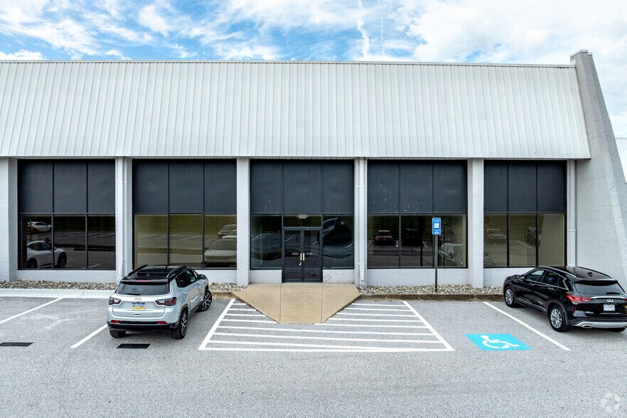 More Photos Of 6930 San Tomas Rd, Elkridge Warehouse For Lease