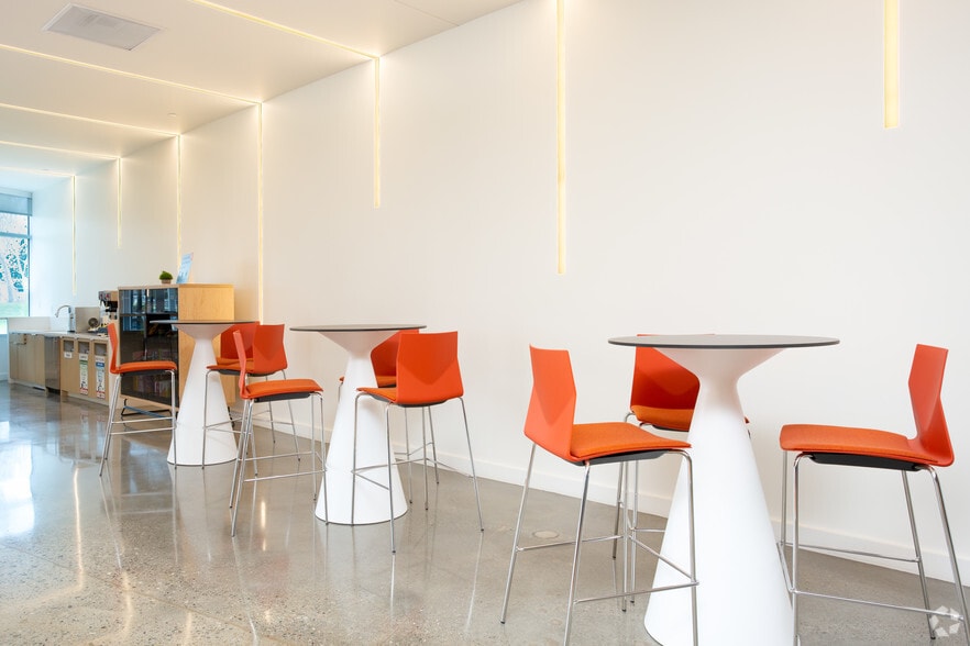 More Photos Of 1 Park Pl, Dublin Office For Lease