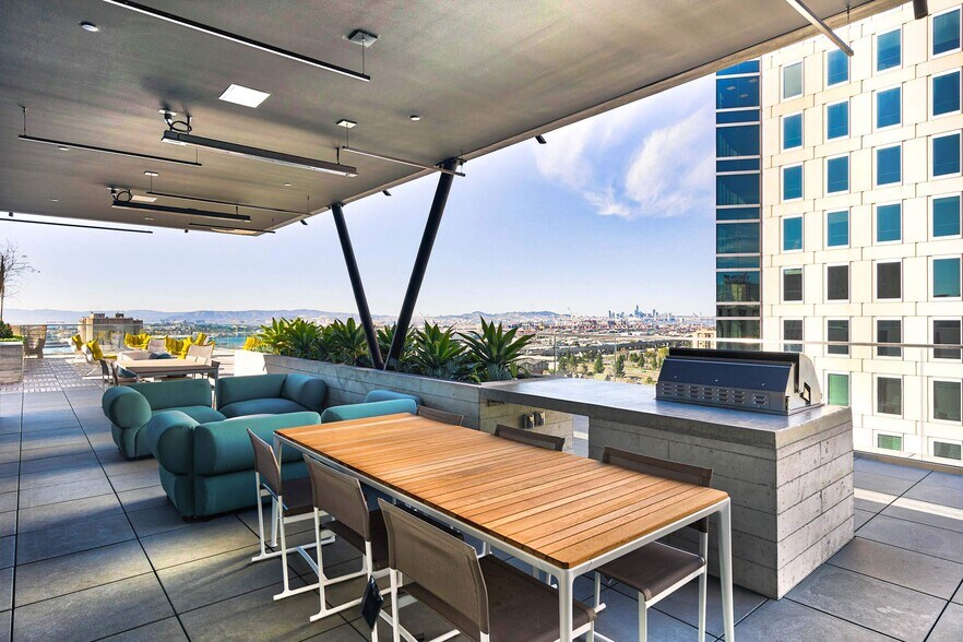 More Photos Of 1150 Clay St, Oakland Apartments For Lease