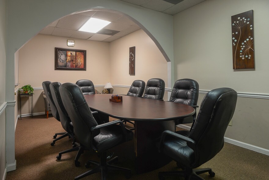 More Photos Of 125 Commerce Dr, Fayetteville Medical For Lease