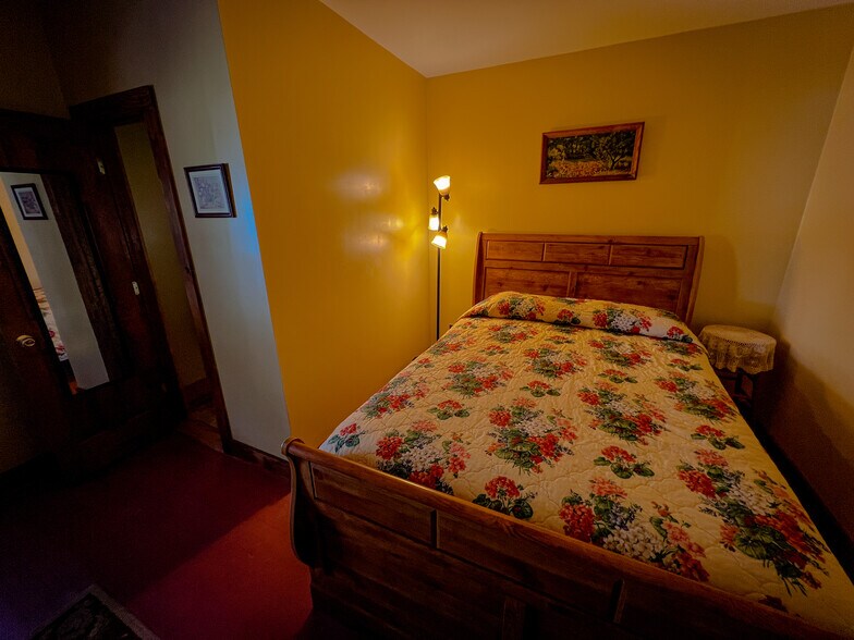 More Photos Of 7 Depot St, Long Eddy Hotel For Sale