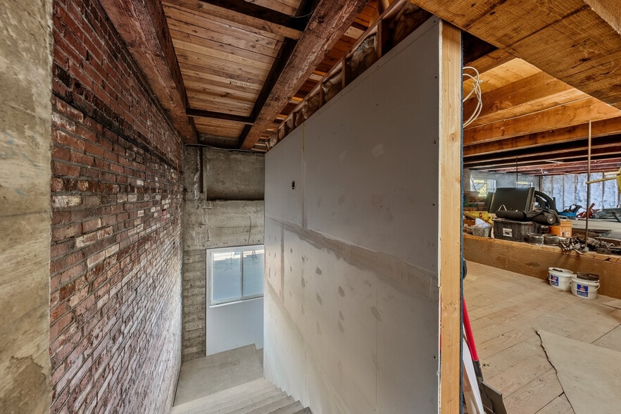 More Photos Of 316 Front St, Medford Specialty For Sale