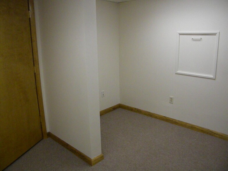 More Photos Of 14900 State Route 30, Irwin Office For Lease