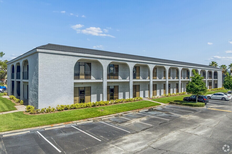 More Photos Of 7041 Grand National Dr, Orlando Unknown For Lease