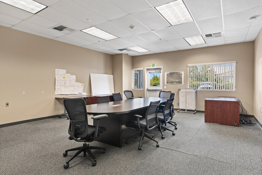 More Photos Of 900 Fortress St, Chico Office For Lease