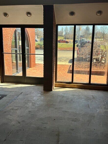 More Photos Of 4655 Cleburne Blvd, Dublin Restaurant For Lease