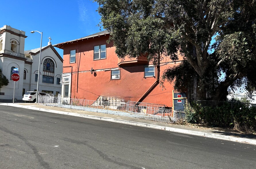 More Photos Of 900-906 Marin St, Vallejo Storefront Retail Residential For Sale