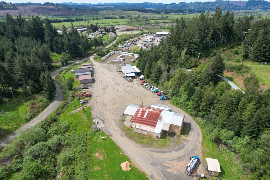 More Photos Of 94755 Quiet Valley Ln, Myrtle Point Warehouse For Lease